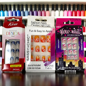 Lot 3 x New Press on Nails Kiss Blue Glitter Glow in the Dark Sassy + Chic 48 Ct